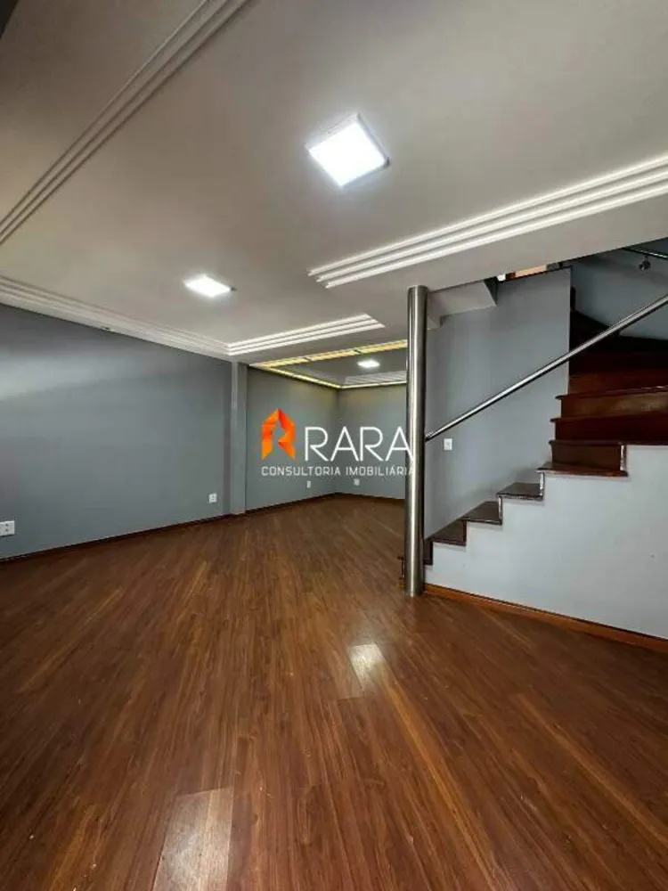 Sobrado, 6 quartos, 380 m² - Foto 1