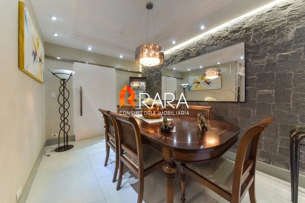 Sobrado, 3 quartos, 243 m² - Foto 1