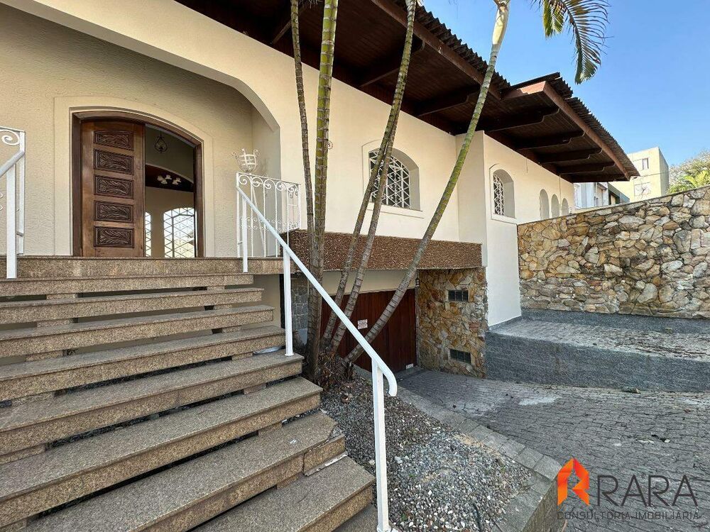 Casa à venda com 4 quartos, 630m² - Foto 3