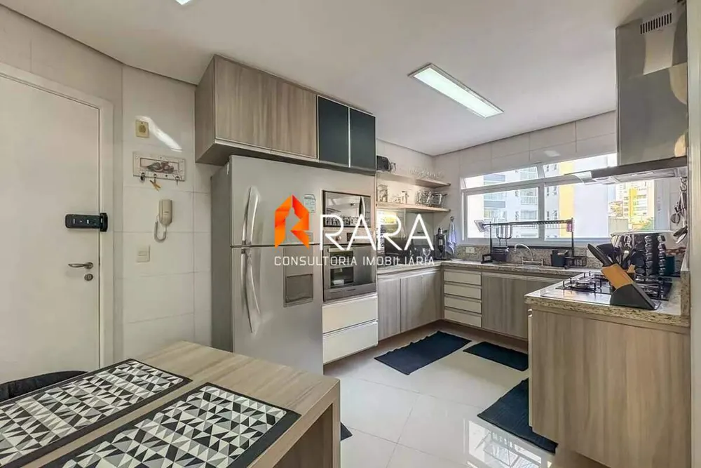 Apartamento, 3 quartos, 150 m² - Foto 2