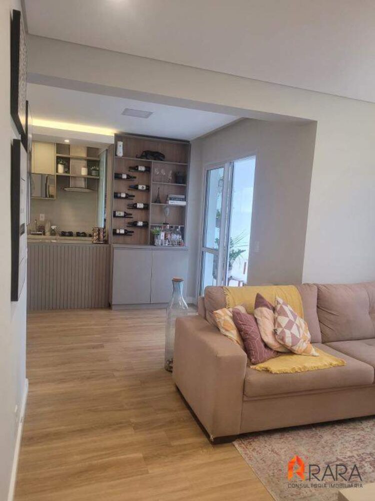 Apartamento à venda com 2 quartos, 75m² - Foto 4