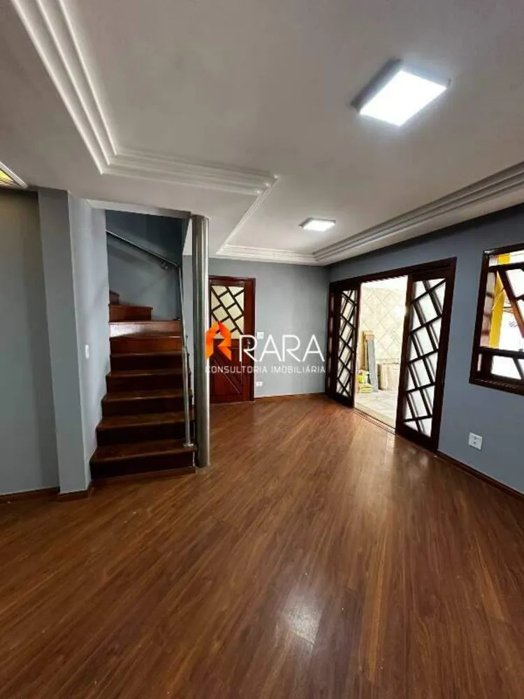 Sobrado, 6 quartos, 380 m² - Foto 1