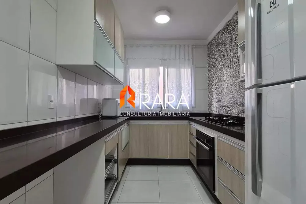 Cobertura, 3 quartos, 226 m² - Foto 4