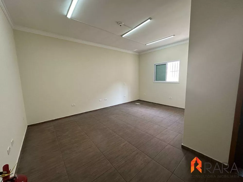 Sobrado para alugar com 5 quartos, 270m² - Foto 1