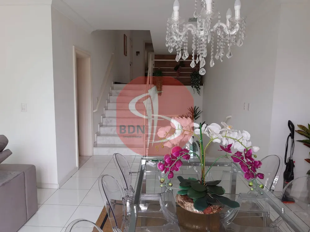 Casa, 3 quartos, 322 m² - Foto 2