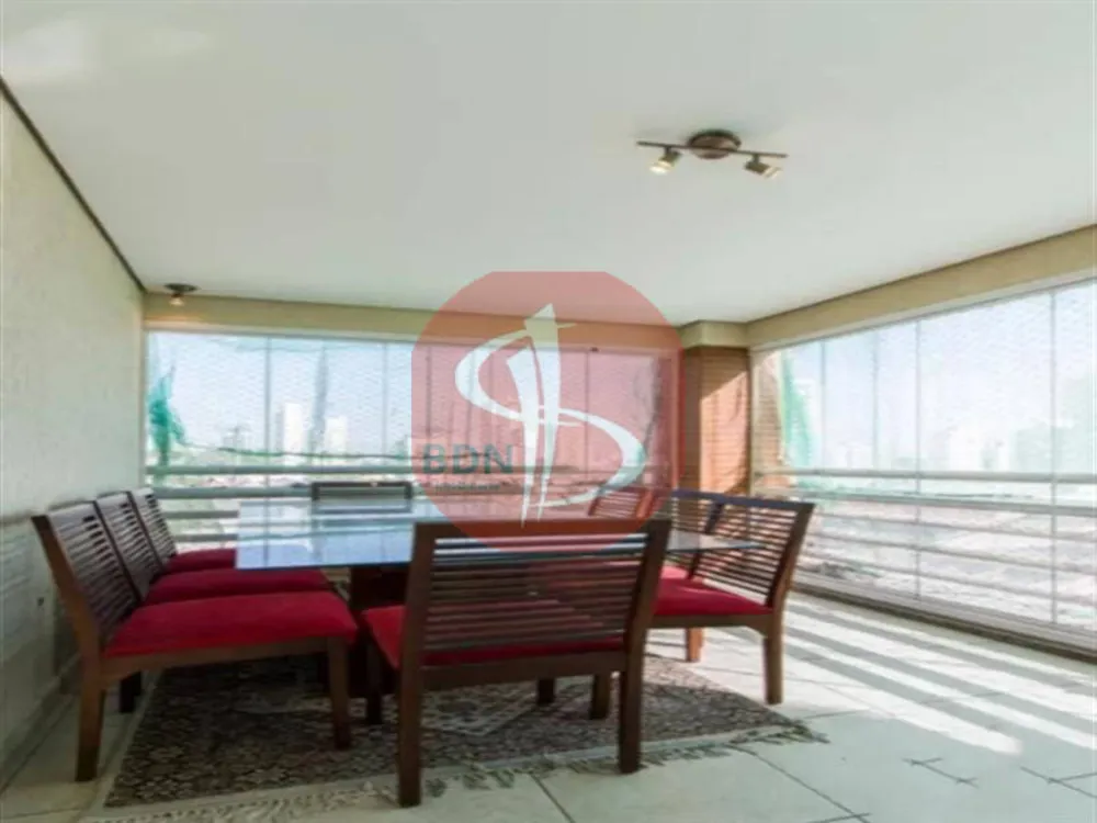 Apartamento, 3 quartos, 143 m² - Foto 1