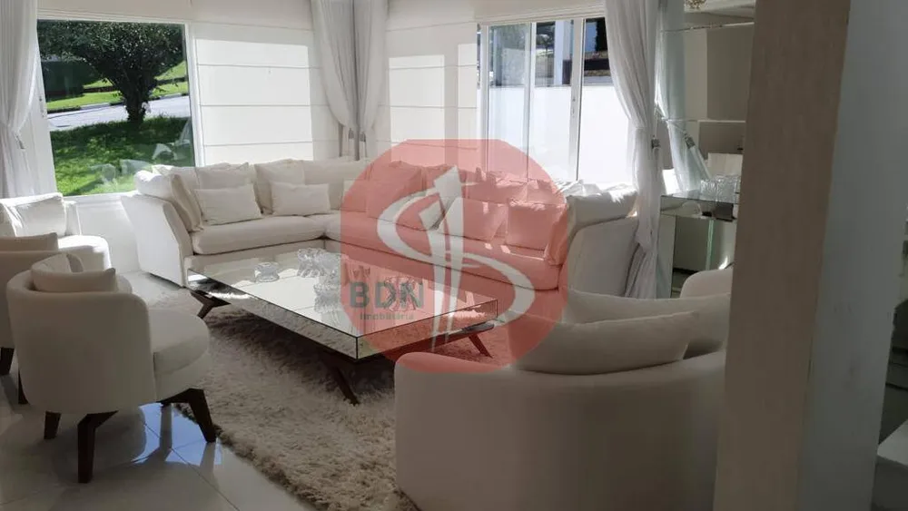 Casa, 4 quartos, 272 m² - Foto 2
