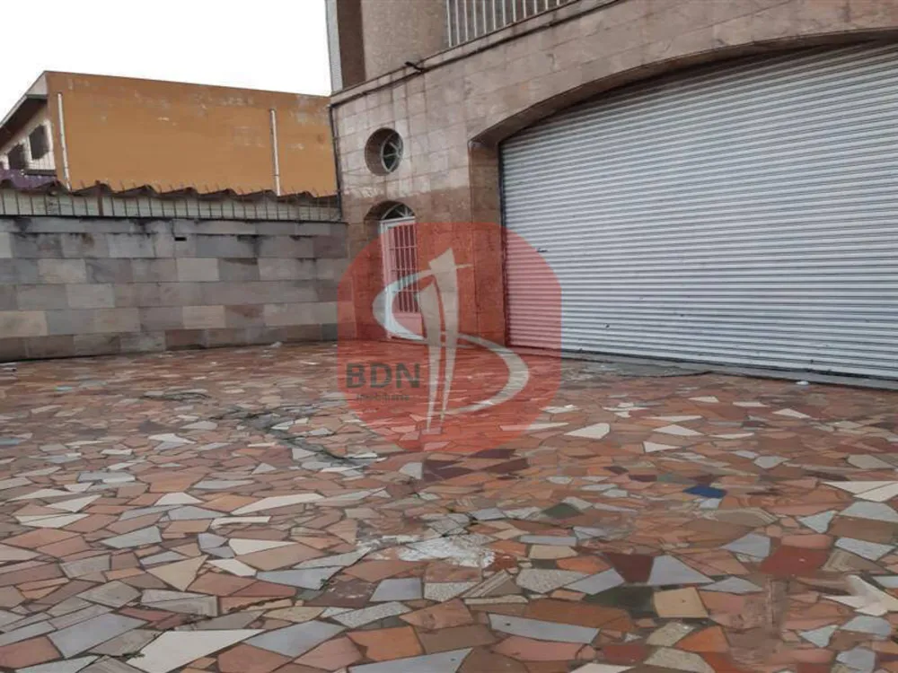 Sobrado, 3 quartos, 400 m² - Foto 1