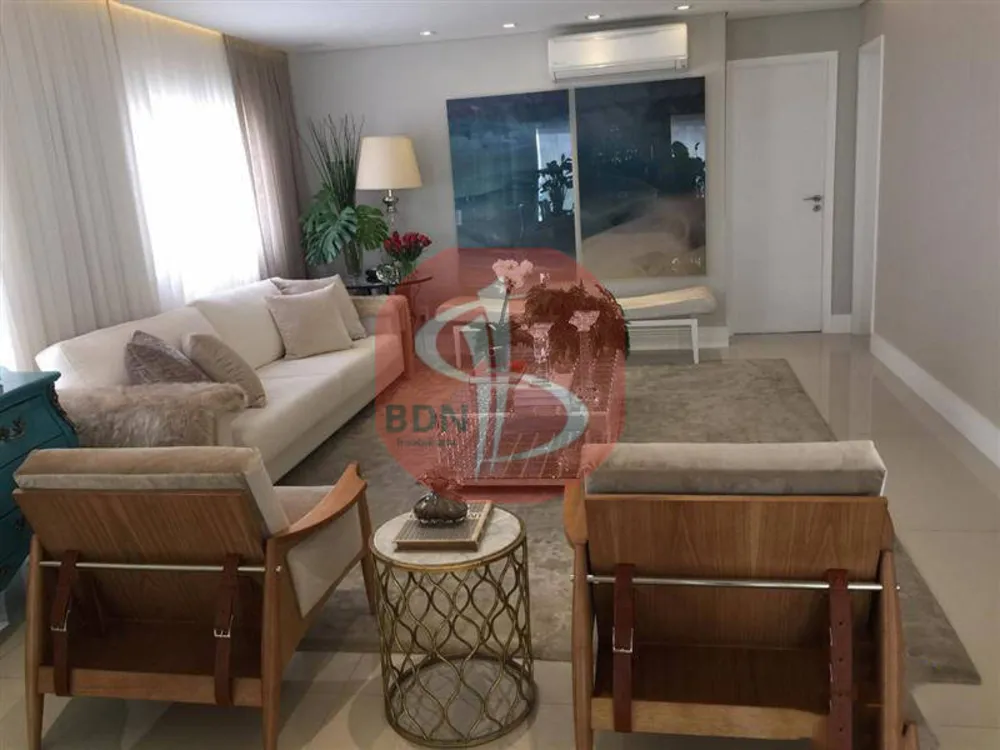 Apartamento, 3 quartos, 264 m² - Foto 2