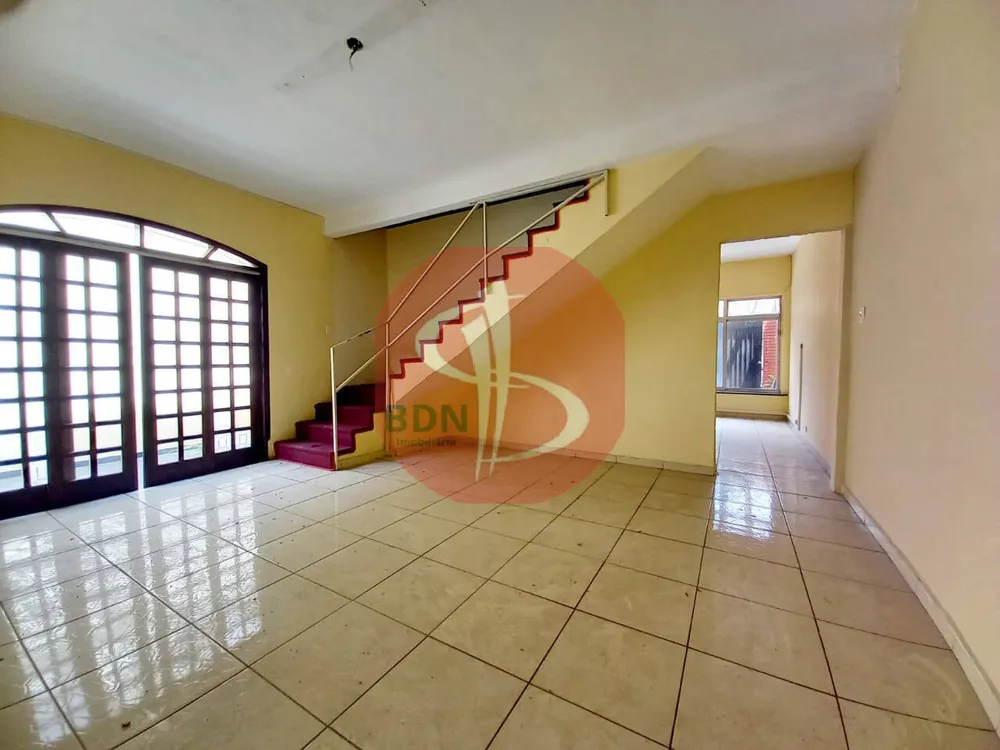 Sobrado, 3 quartos, 230 m² - Foto 1