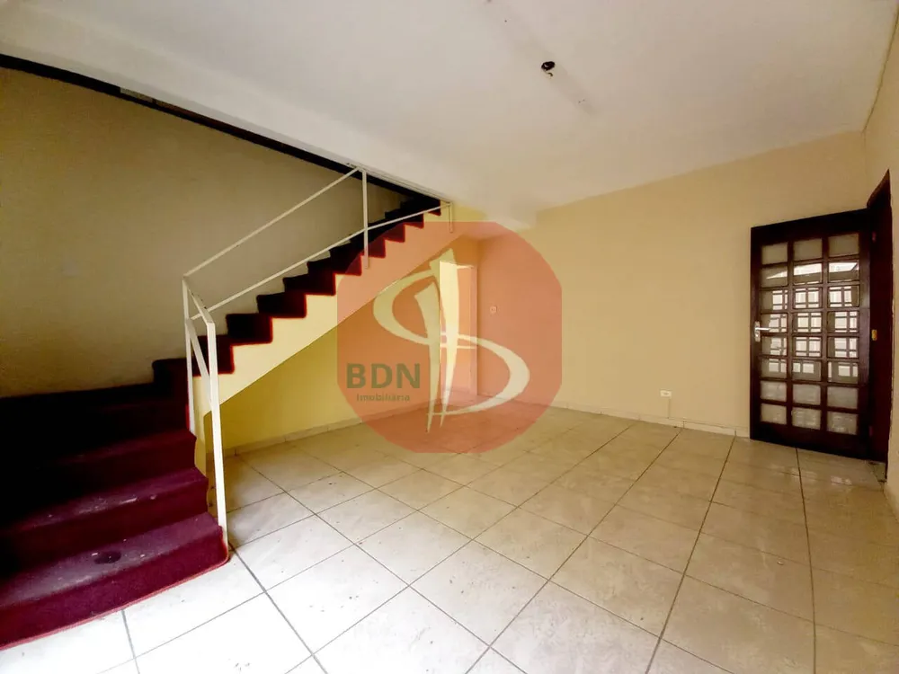 Sobrado, 3 quartos, 230 m² - Foto 2