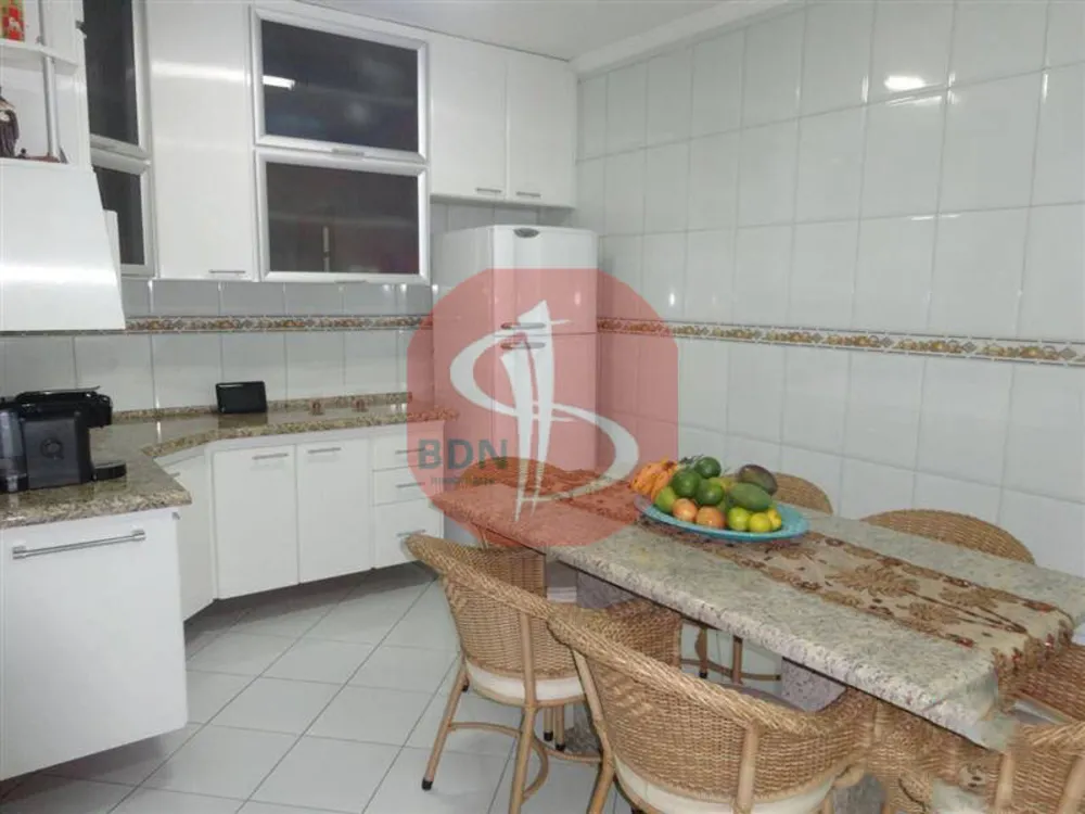 Sobrado, 3 quartos, 168 m² - Foto 1