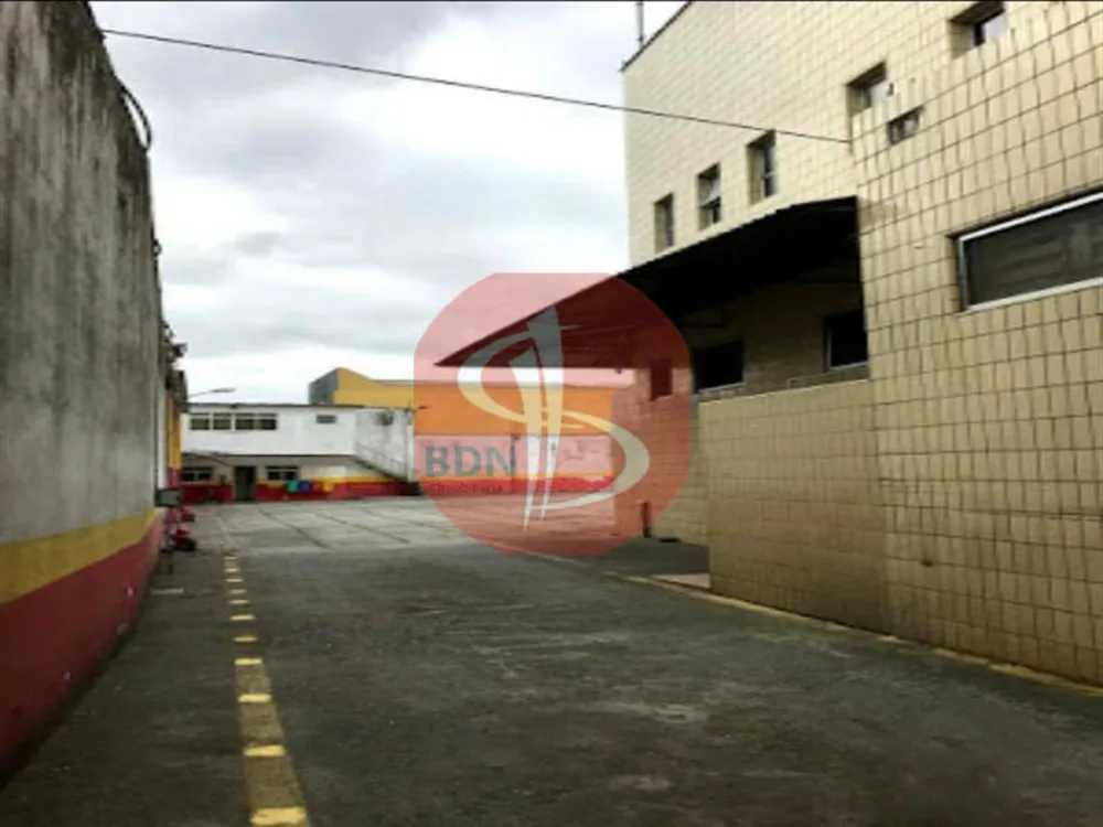 Depósito-Galpão, 1400 m² - Foto 1