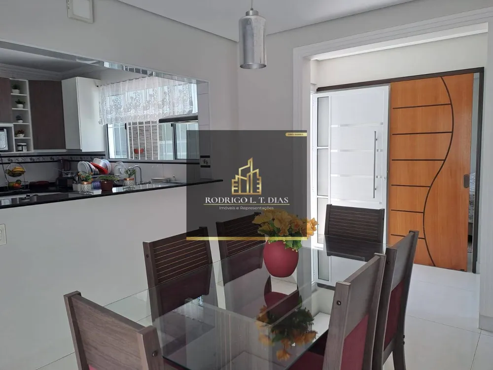 Casa, 3 quartos, 262 m² - Foto 13