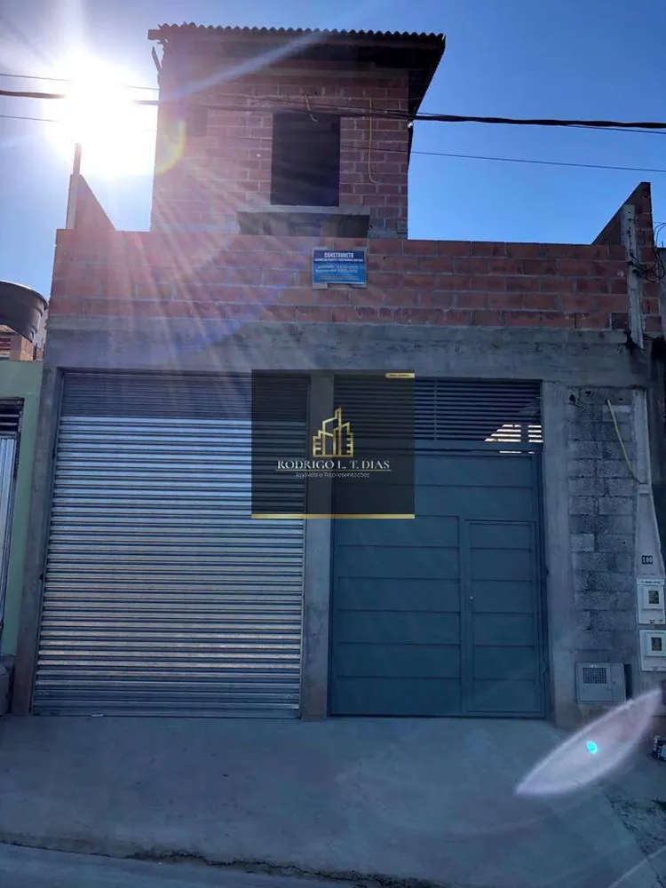 Casa, 2 quartos, 175 m² - Foto 1