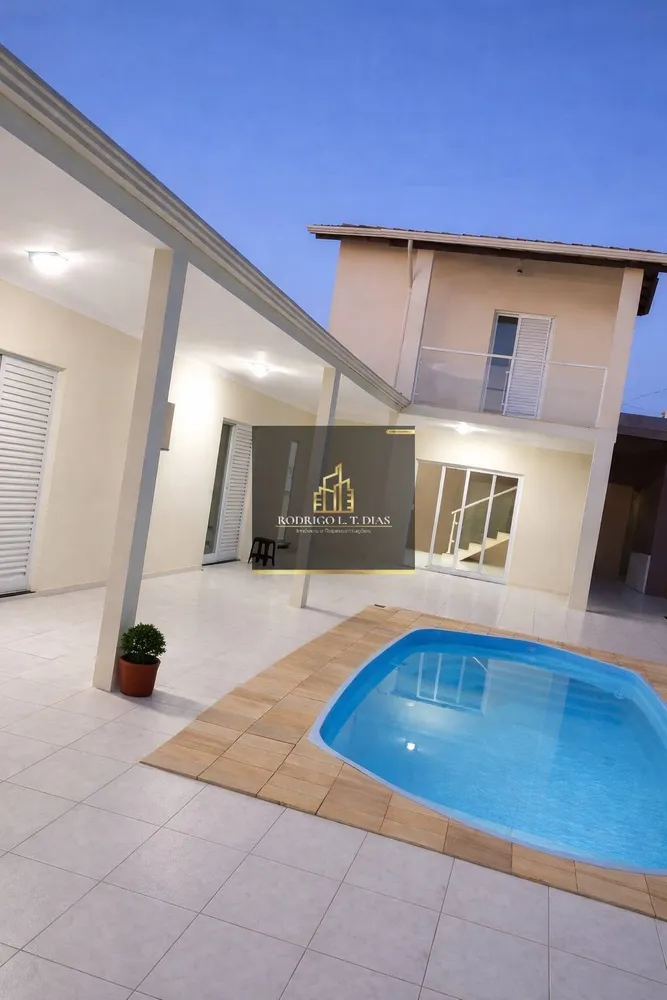 Casa, 4 quartos, 353 m² - Foto 2