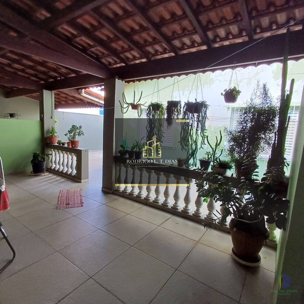 Casa, 3 quartos, 354 m² - Foto 1