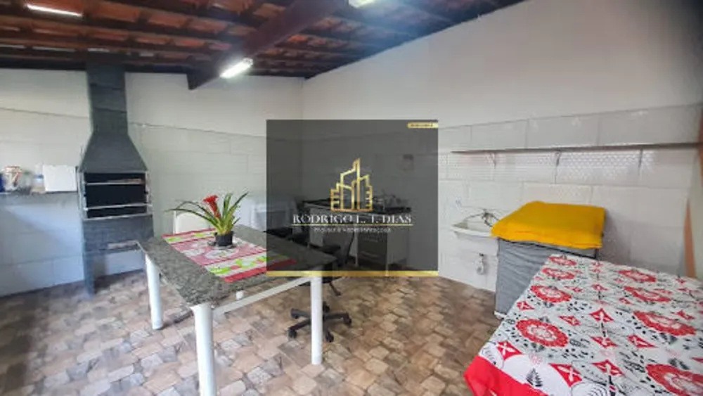 Casa, 3 quartos, 295 m² - Foto 2
