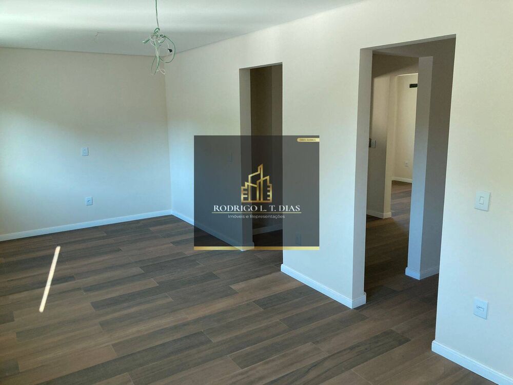 Casa de Condomínio à venda com 4 quartos, 190m² - Foto 3