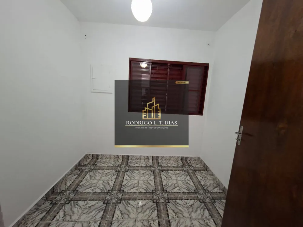 Casa, 3 quartos, 200 m² - Foto 2