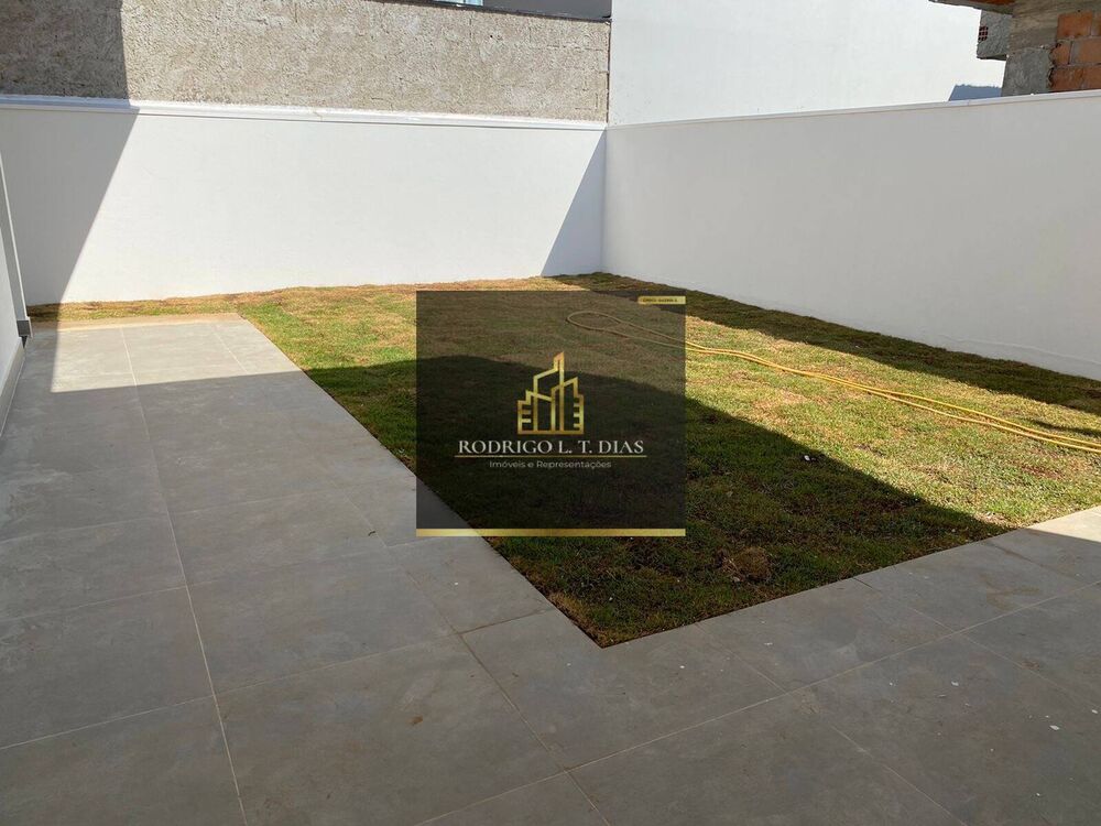 Apartamento à venda com 3 quartos, 300m² - Foto 2