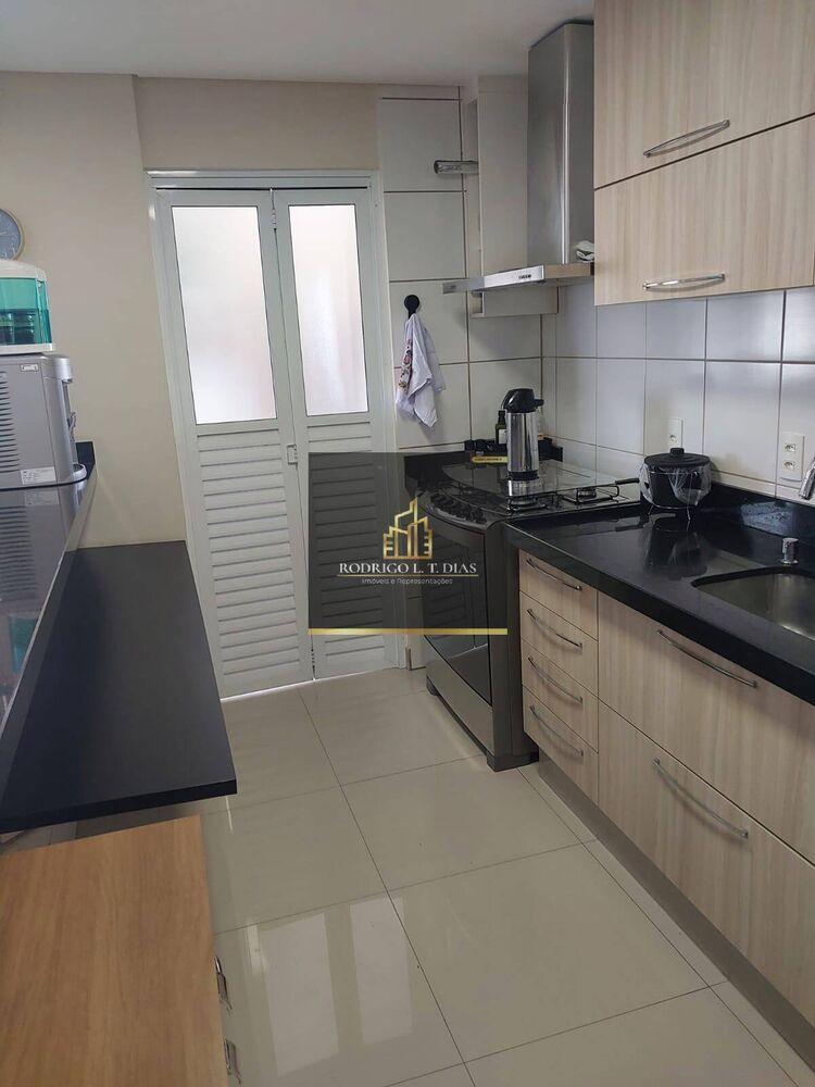 Apartamento, 3 quartos, 131 m² - Foto 2