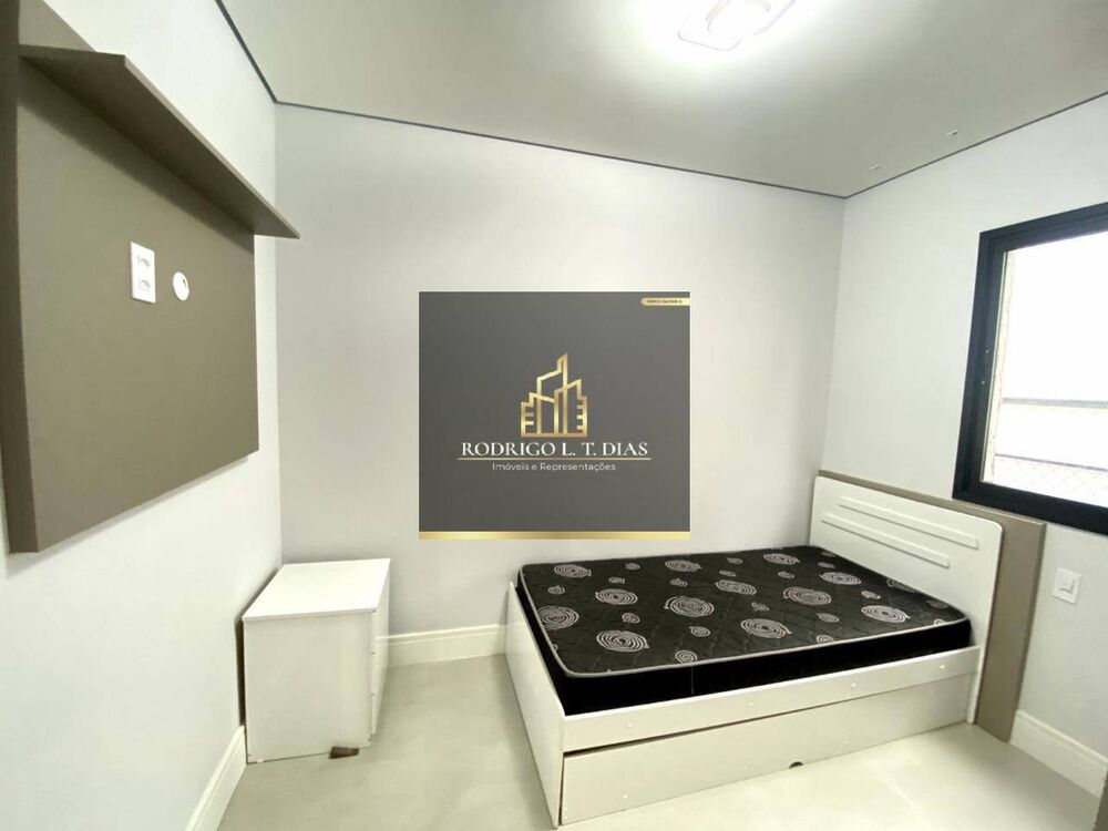 Casa de Condomínio para alugar com 4 quartos, 282m² - Foto 2