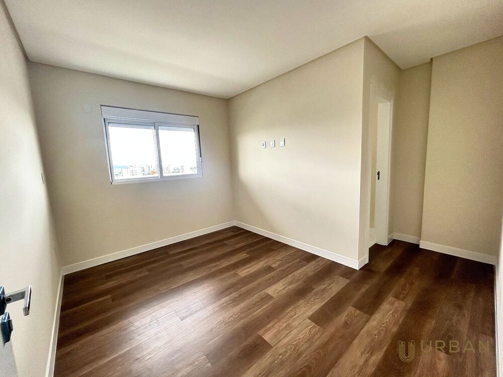 Apartamento à venda com 2 quartos, 80m² - Foto 7