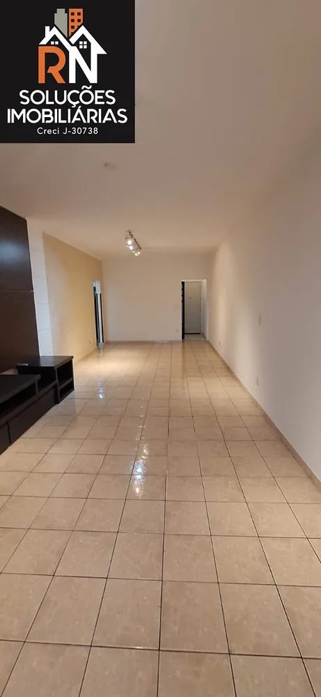 Apartamento, 3 quartos, 220 m² - Foto 2
