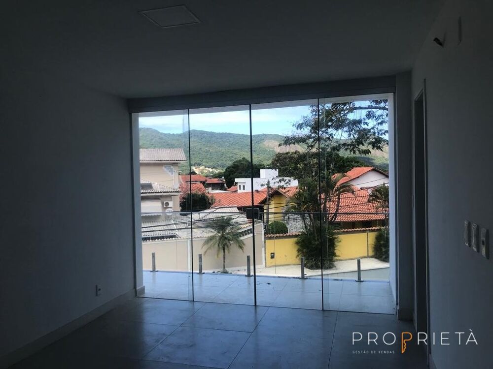 Casa, 3 quartos, 251 m² - Foto 2
