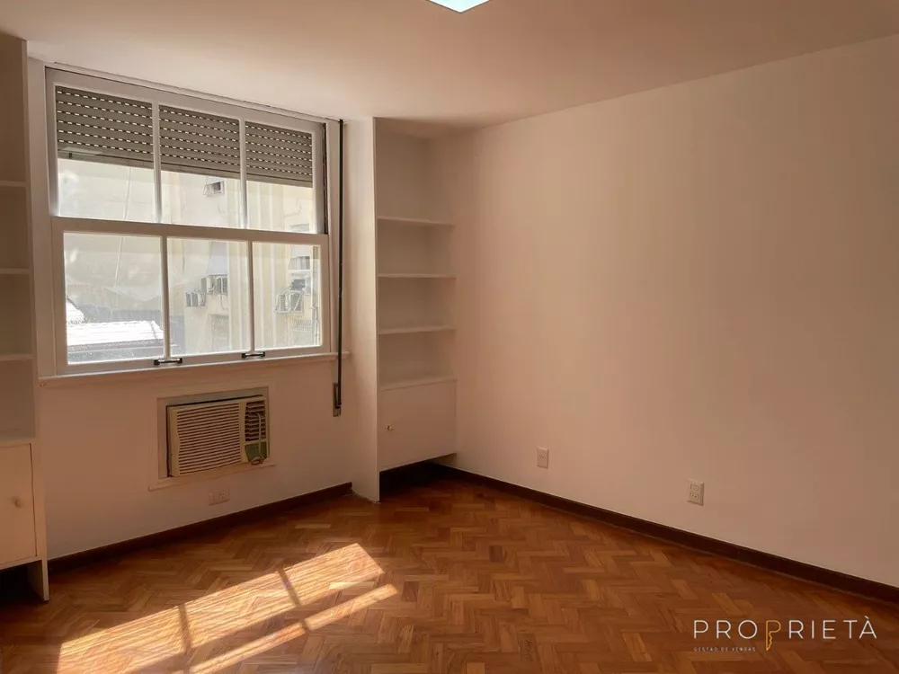 Apartamento à venda com 4 quartos, 248m² - Foto 1