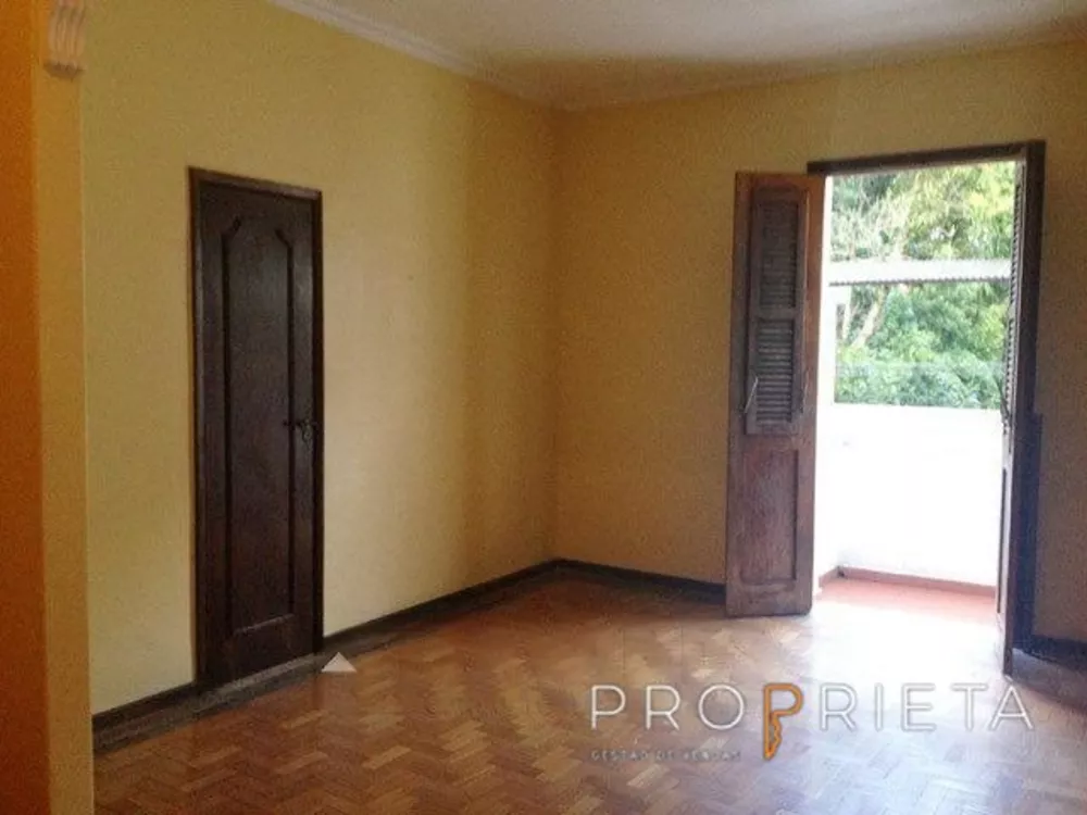 Casa à venda com 5 quartos, 370m² - Foto 4