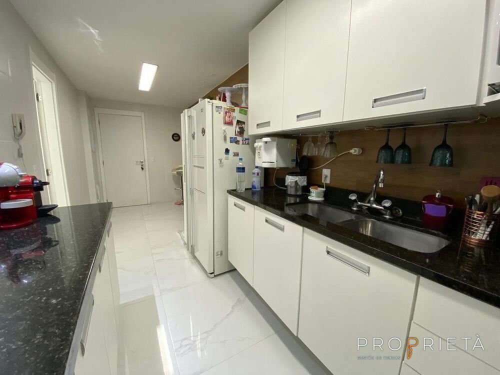 Apartamento, 3 quartos, 166 m² - Foto 2