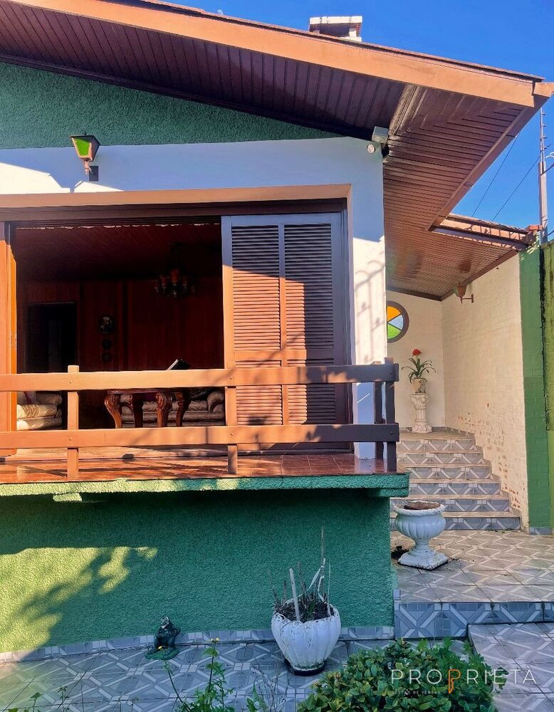 Casa à venda com 3 quartos, 197 - Foto 3