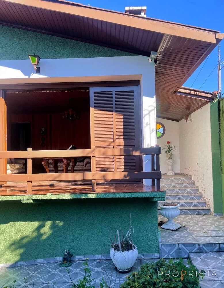 Casa à venda com 3 quartos, 197 - Foto 2