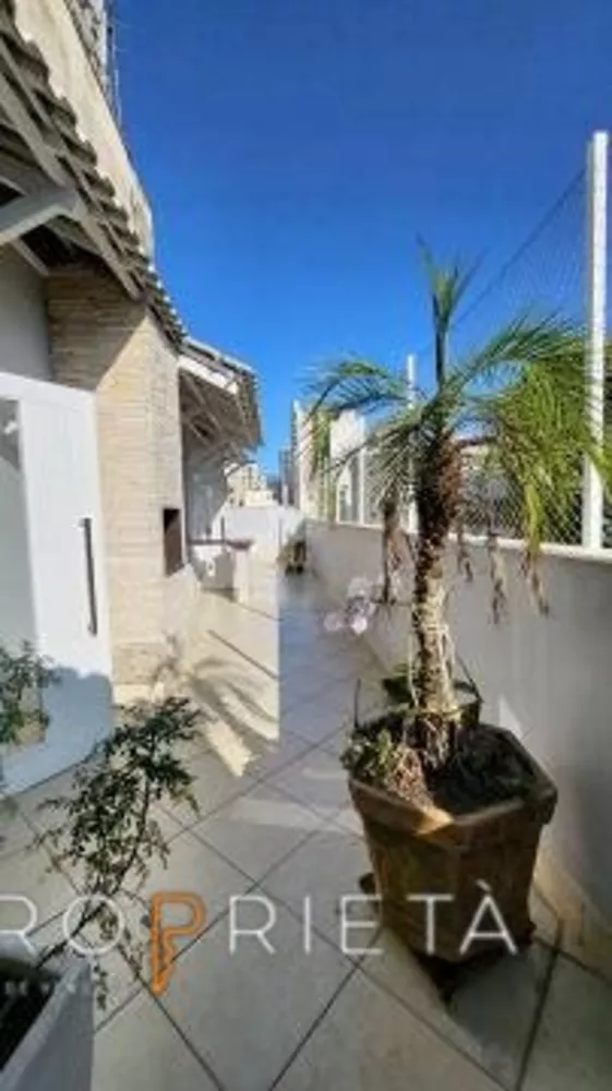 Cobertura, 3 quartos, 264 m² - Foto 2