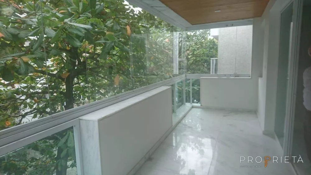 Cobertura, 3 quartos, 280 m² - Foto 3