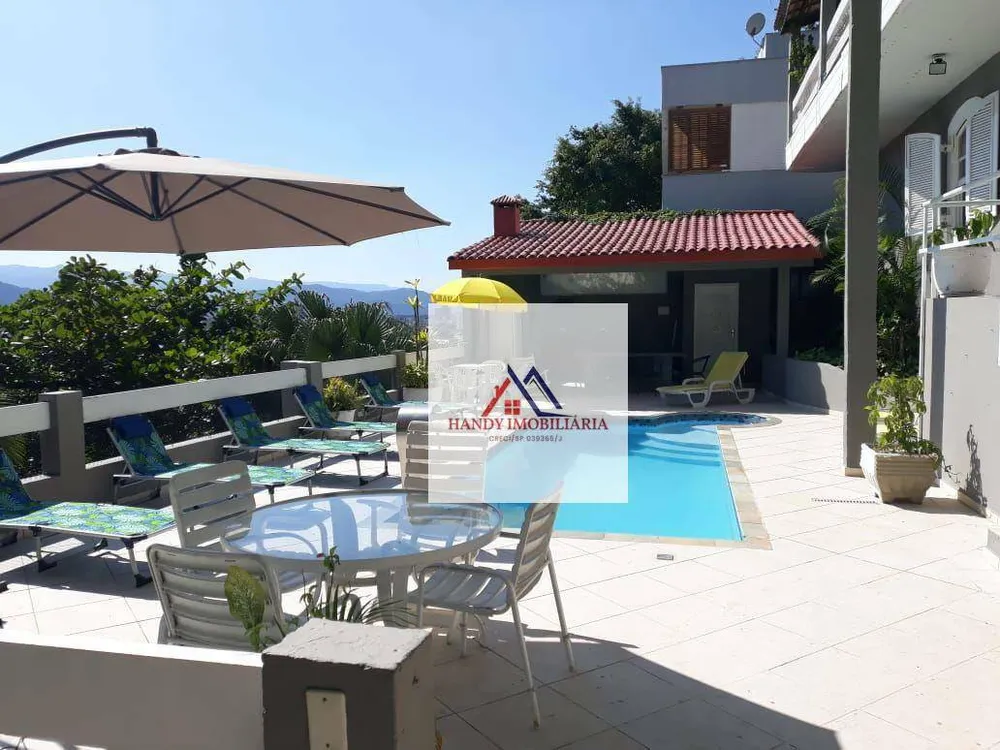 Sobrado, 3 quartos, 200 m² - Foto 1