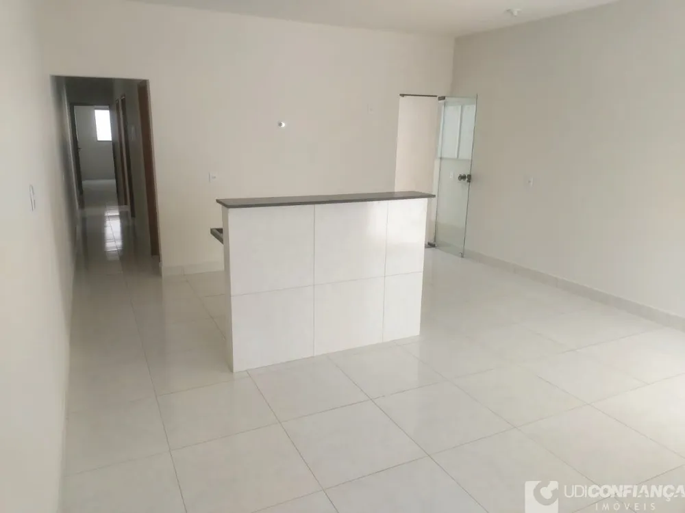 Casa, 3 quartos, 72 m² - Foto 2