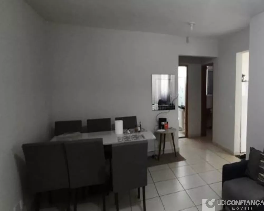 Apartamento à venda com 2 quartos, 57m² - Foto 3