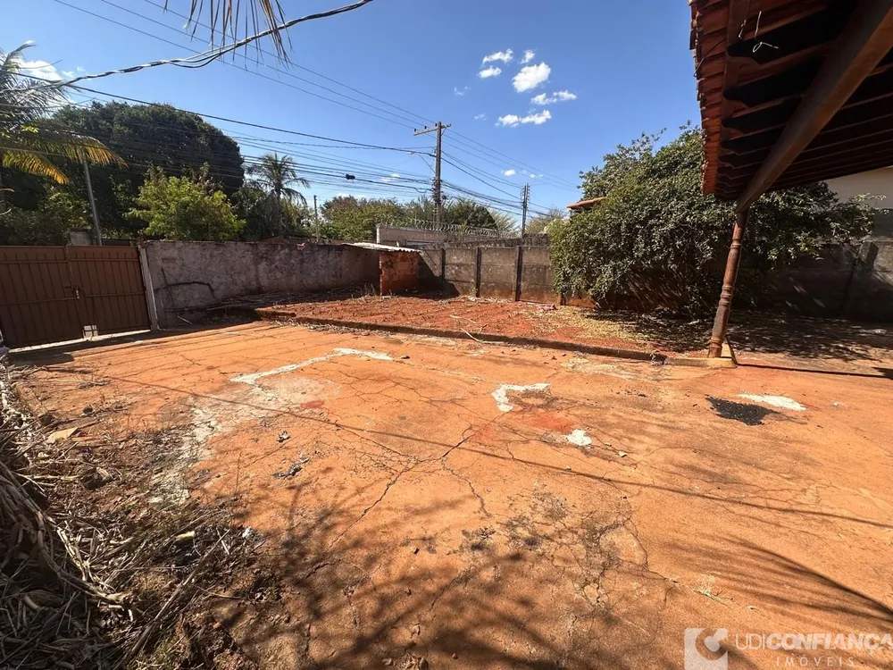 Terreno, 302 m² - Foto 1