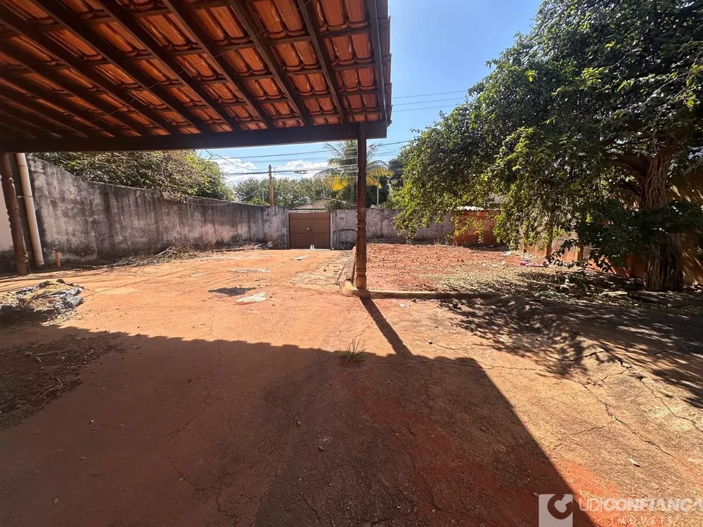 Terreno, 302 m² - Foto 2