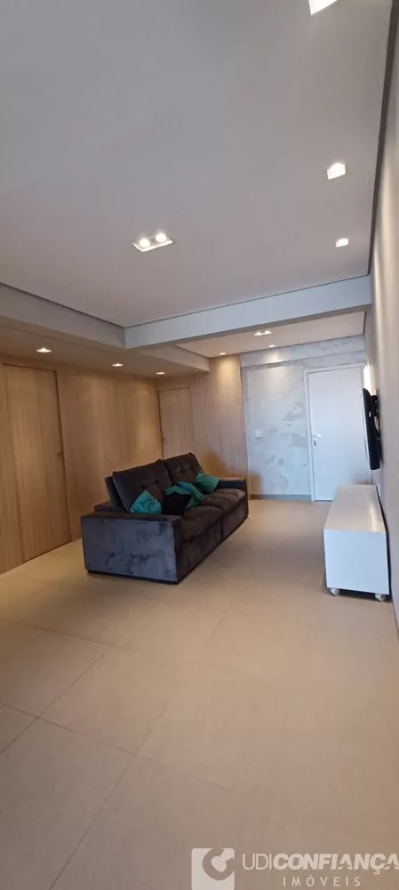 Apartamento à venda com 3 quartos, 84m² - Foto 3