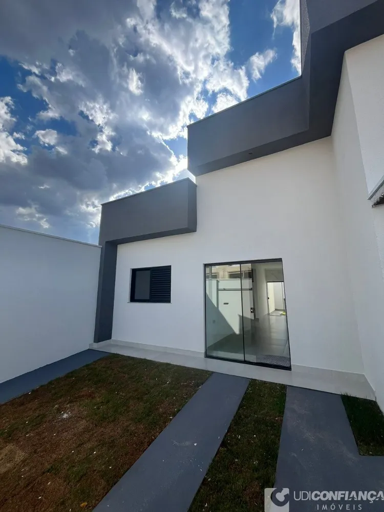 Casa, 3 quartos, 76 m² - Foto 2
