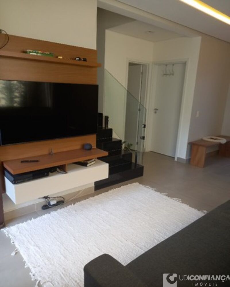 Casa, 3 quartos, 113 m² - Foto 1