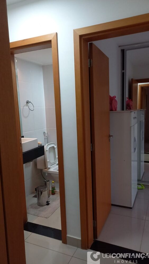 Apartamento à venda com 3 quartos, 62m² - Foto 3
