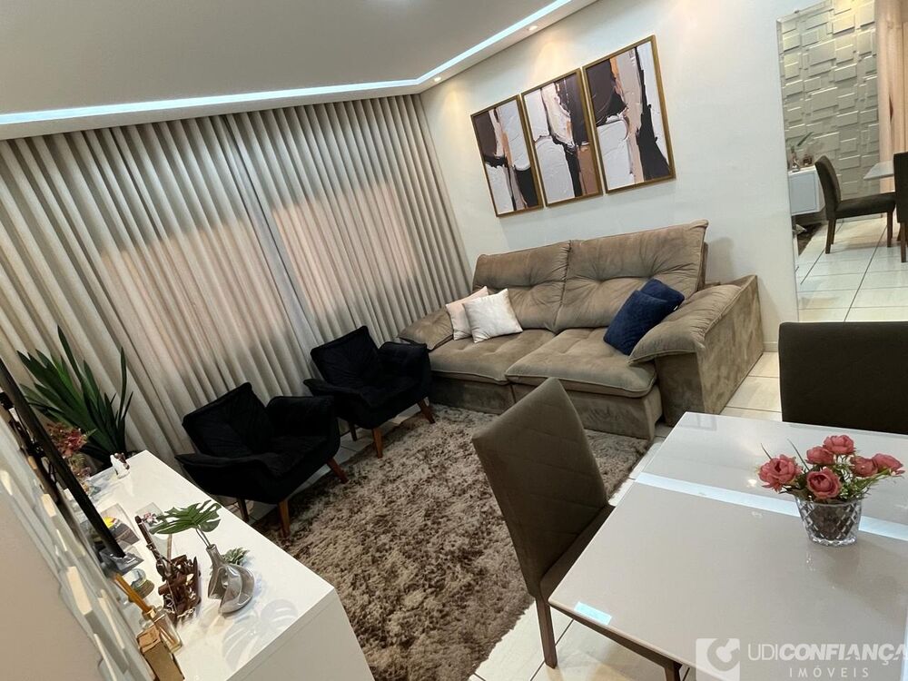 Apartamento à venda com 3 quartos, 61m² - Foto 2