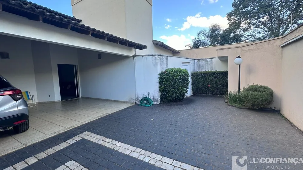 Casa, 4 quartos, 225 m² - Foto 4