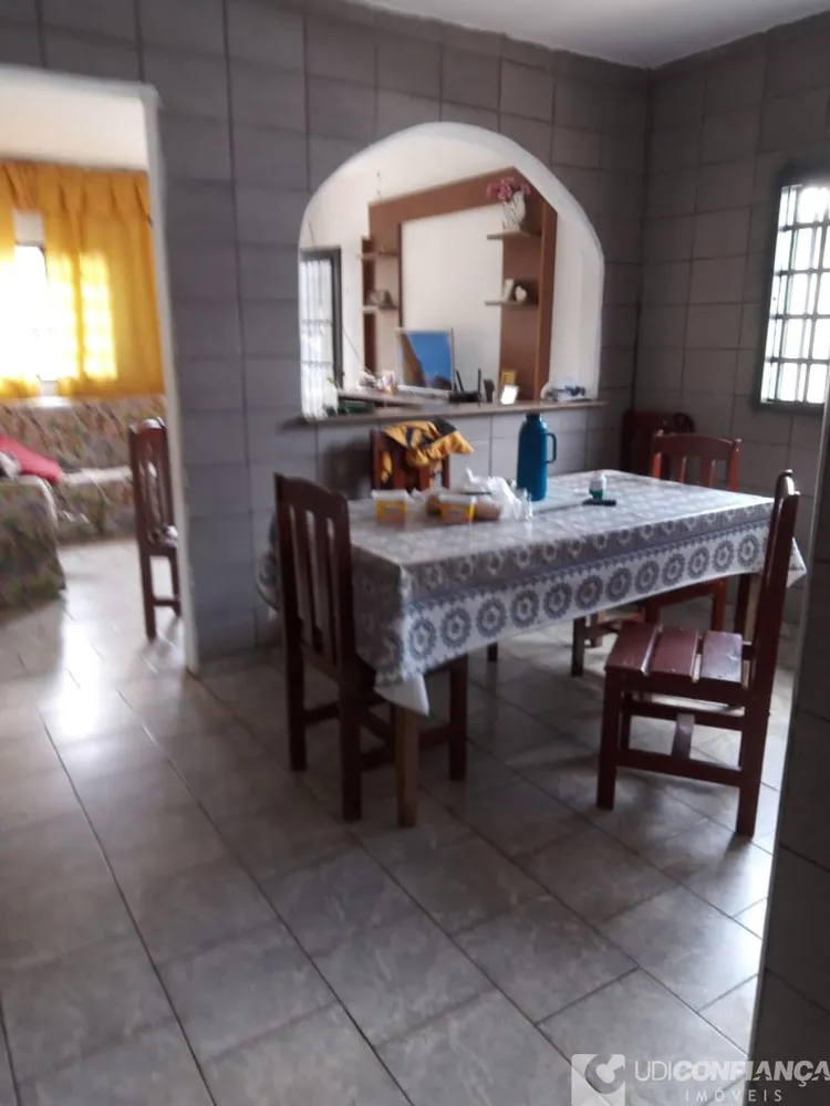 Casa, 4 quartos, 150 m² - Foto 1