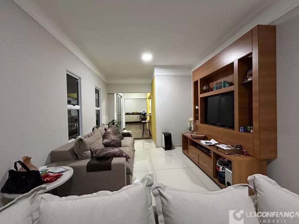 Casa à venda com 3 quartos - Foto 4